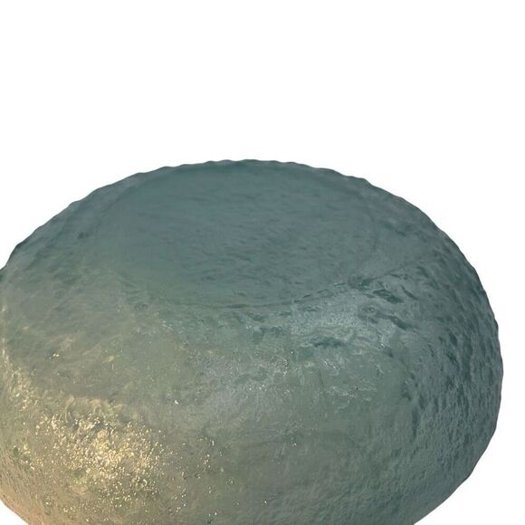 Baby blue glass textured bowl - Picture 3 of 13